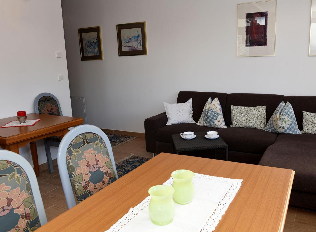 Ferienwohnung Haus Hoffmann Sonnenalpe Nassfeld Exterior foto
